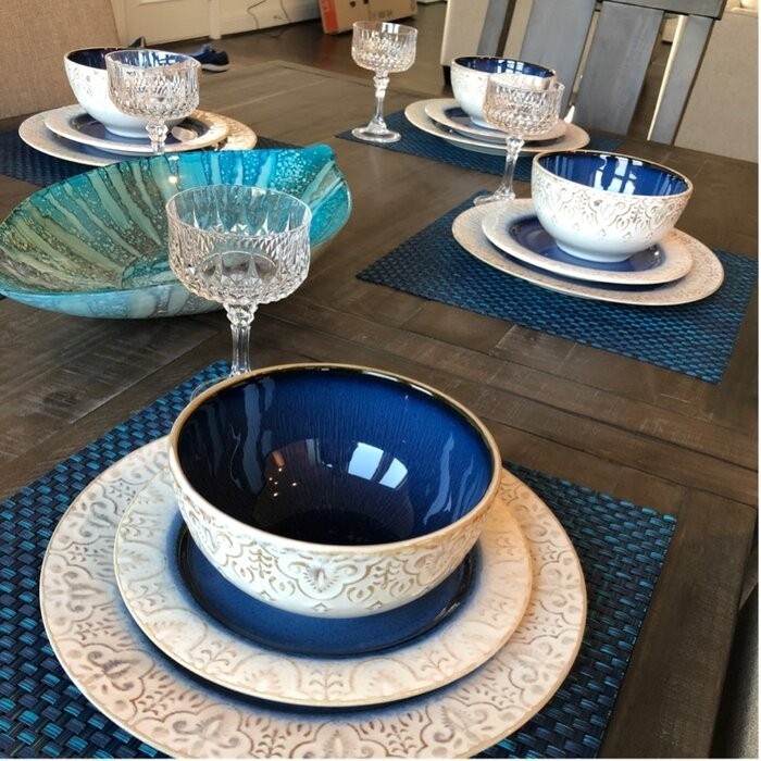 Dortch 16 Piece Full Set, Service for 4