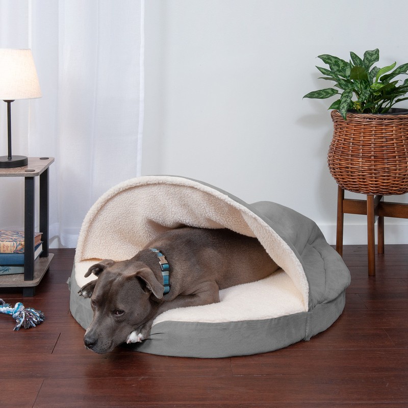 Elnora Hooded Dog Bed