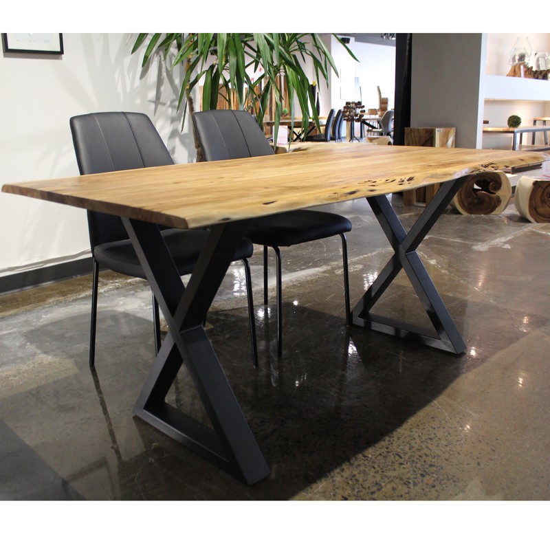 Esposito 67'' Dining Table
