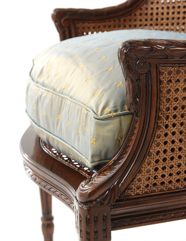Essential 25'' Wide Armchair