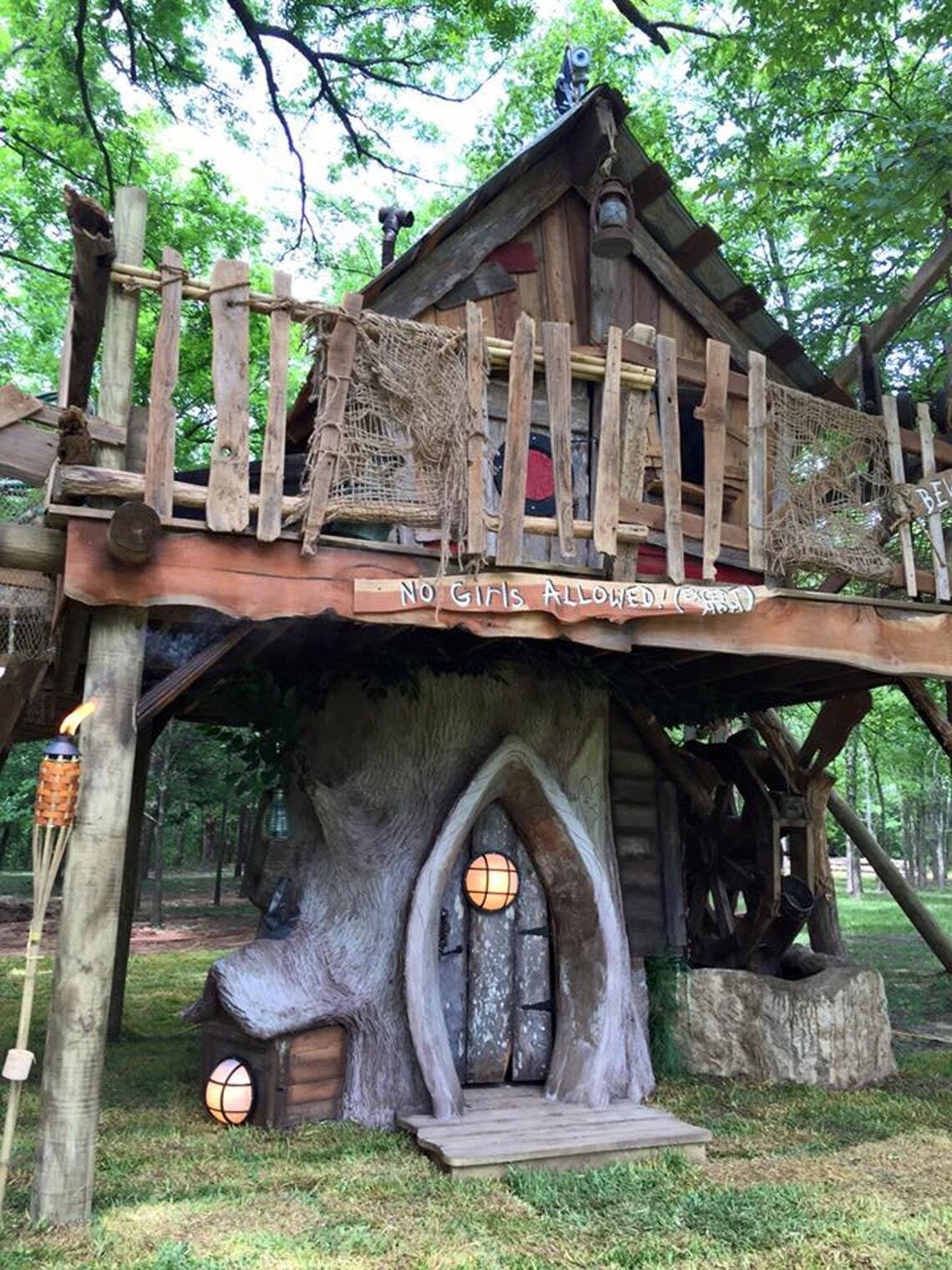 Hobbit Playhouse