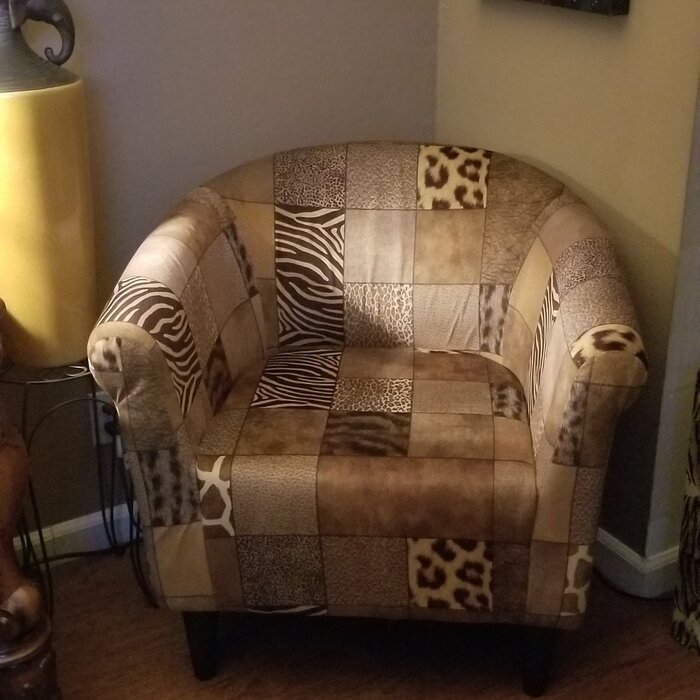 Jubentino 30.5'' Wide Barrel Chair