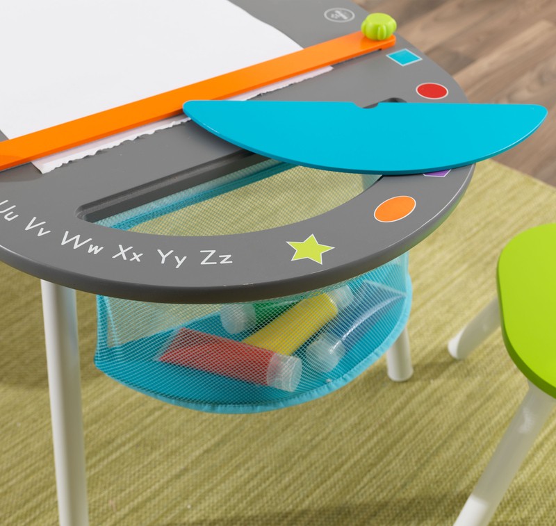Kids 3 Piece Oval Arts And Crafts Table and Chair Set