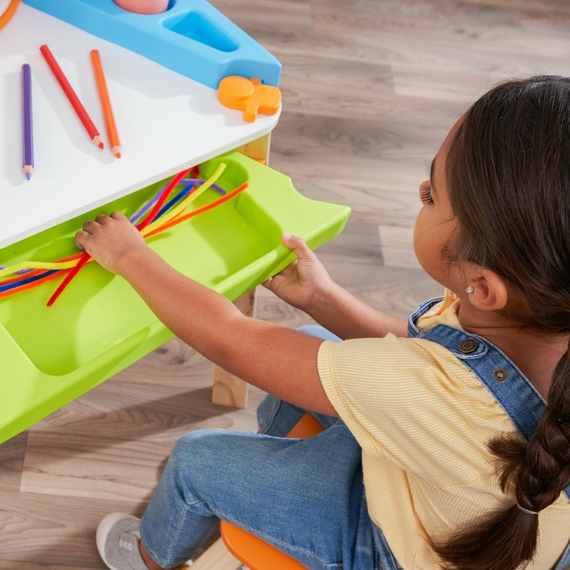 Kids Rectangular Arts And Crafts Table and Chair Set