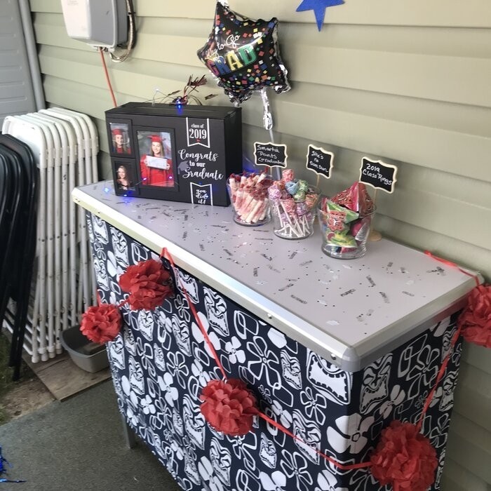Lilyanna Bar Counter