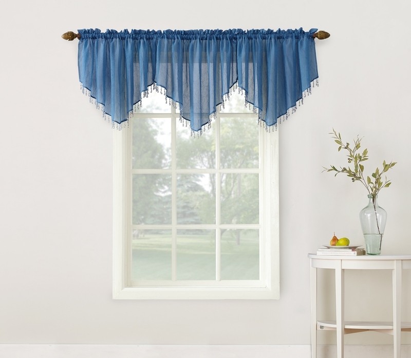 Mardis Solid Color Pointed 51'' Window Valance