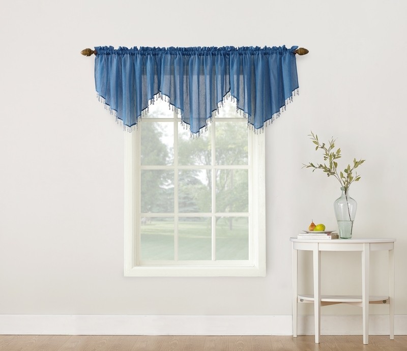 Mardis Solid Color Pointed 51'' Window Valance