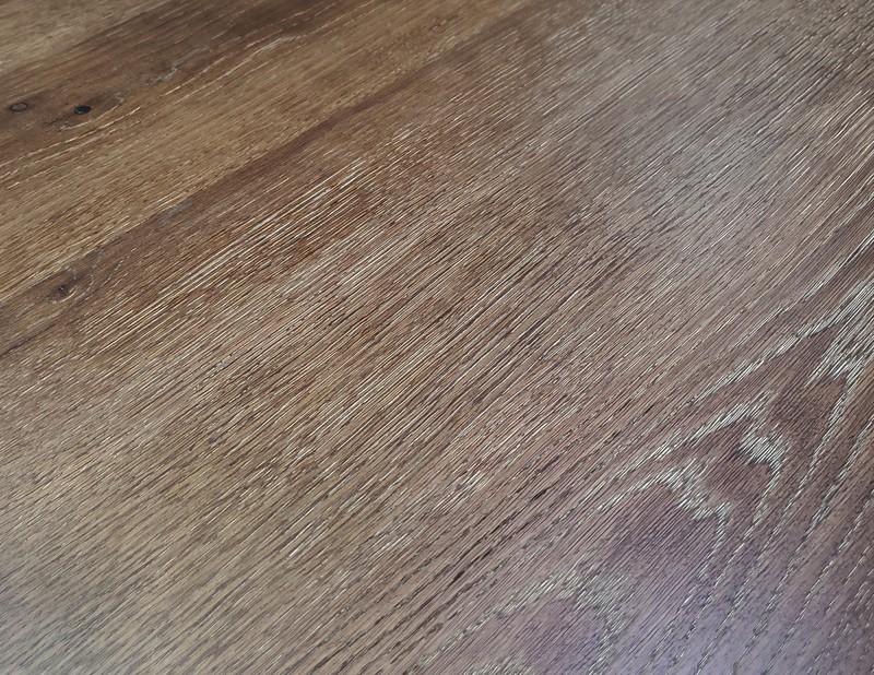 Saniyah 88'' Dining Table