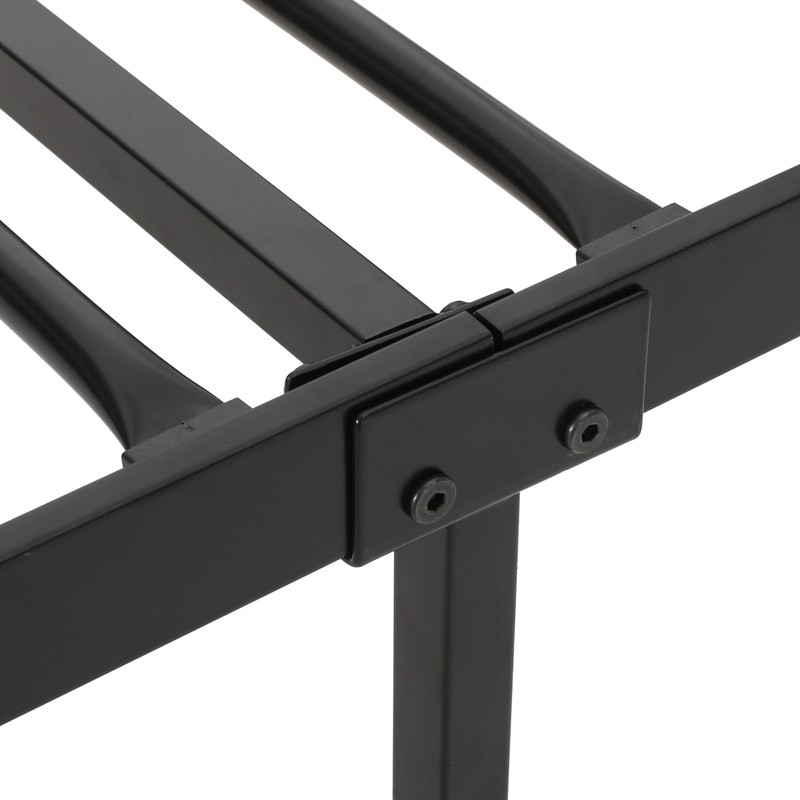 Singraul King Platform Bed