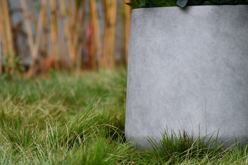 Terri Fiberglass Pot Planter