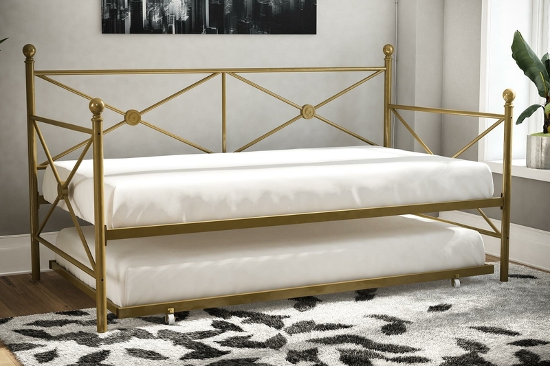 Timberwyck Steel Daybed with Trundle
