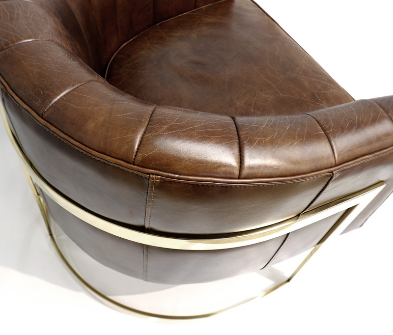 Vicenza 31.5'' Wide Genuine Leather Top Grain Leather Barrel Chair