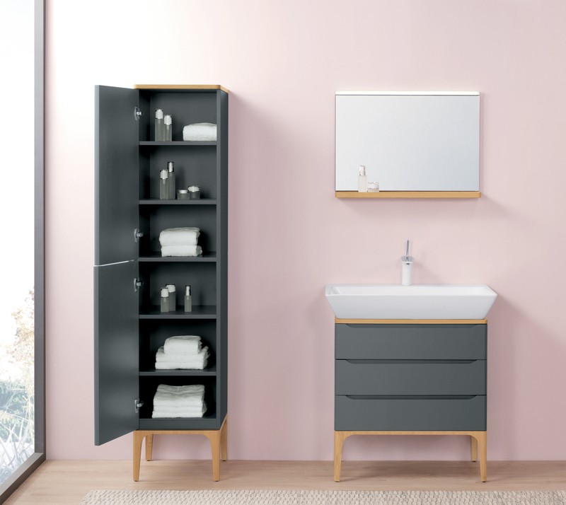 Wide 15.75'' W x 70.98'' H x 18.11'' D Solid Wood Linen Cabinet