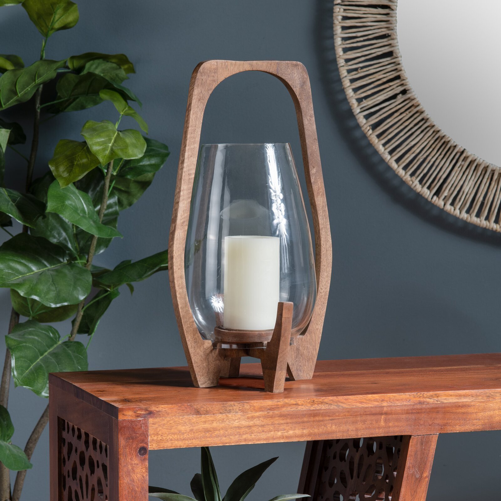 Wide Based Glass Holder With Wooden Frame 