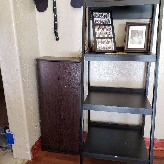 198CD/88DVD Multimedia Cabinet