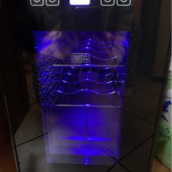 6 Bottle LED Display Single Zone Freestanding Wine Refrigerator