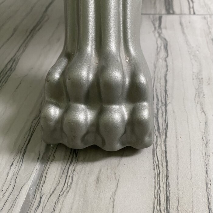 68.9" x 31" Clawfoot Soaking Acrylic Bathtub