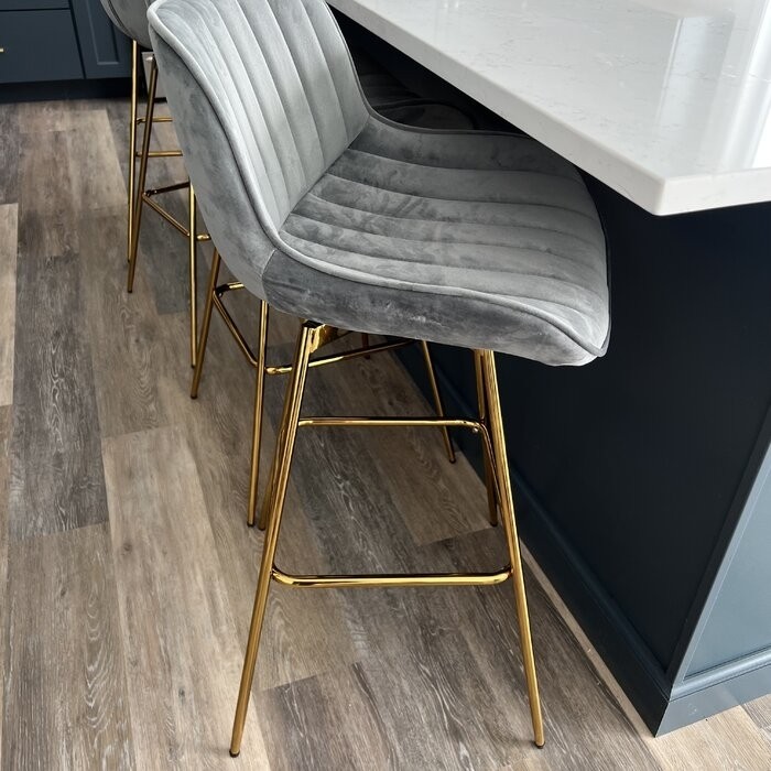 Abingdon Swivel 28.95" Bar Stool
