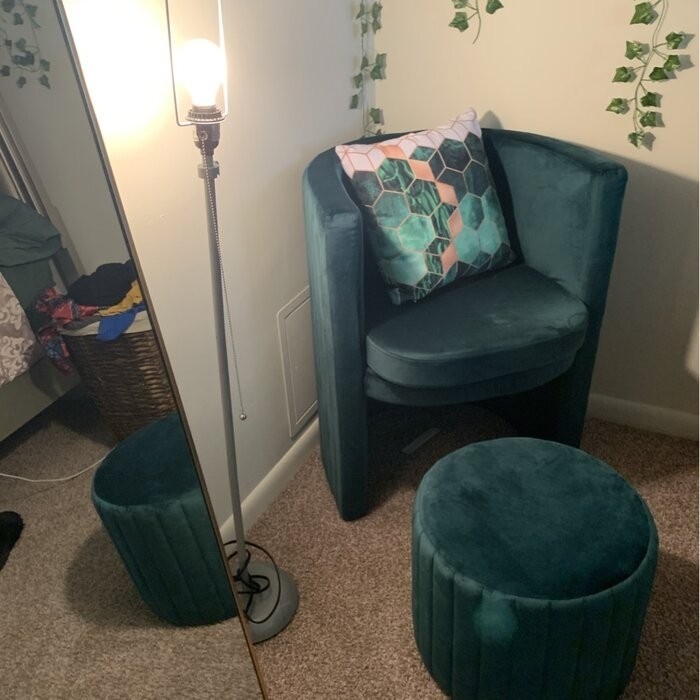 Amilliona Barrel Chair and Ottoman