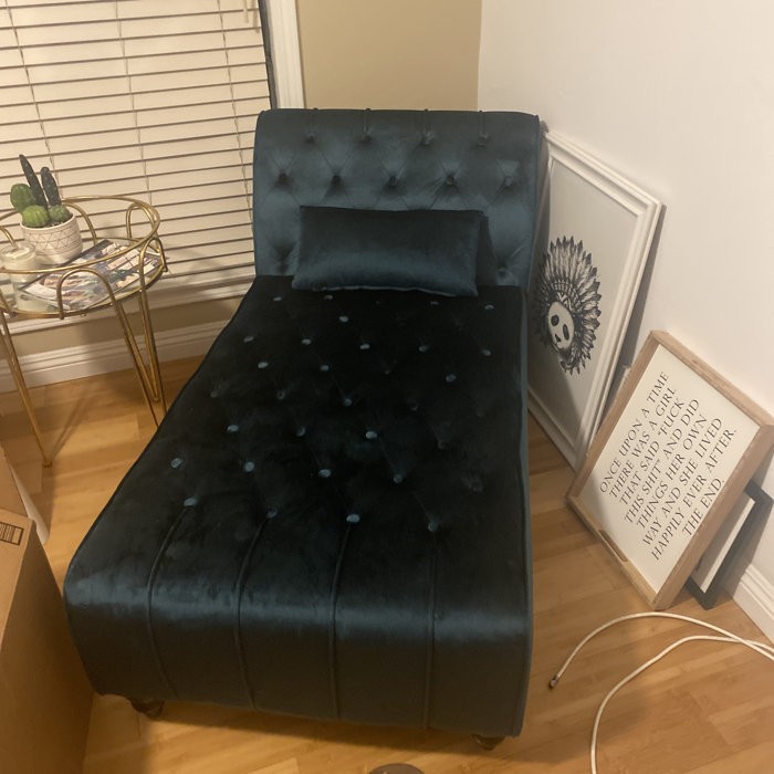 Andrews Tufted Armless Chaise Lounge