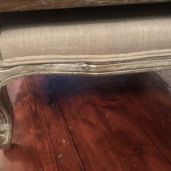 Arnold 30.5'' Wide Tufted