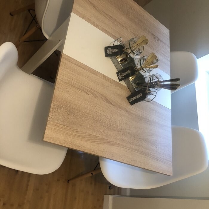 Astrid Dining Table