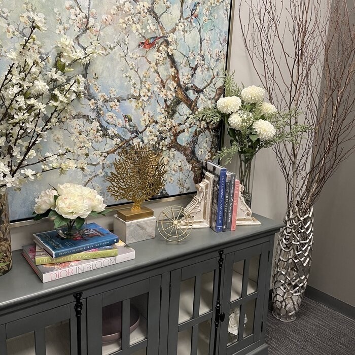 Babylon Metal Floor Vase