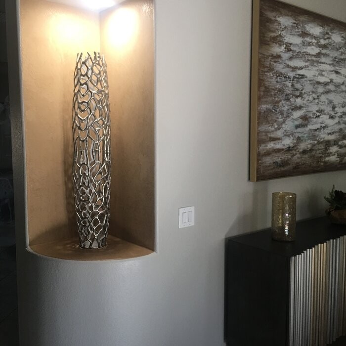 Babylon Metal Floor Vase