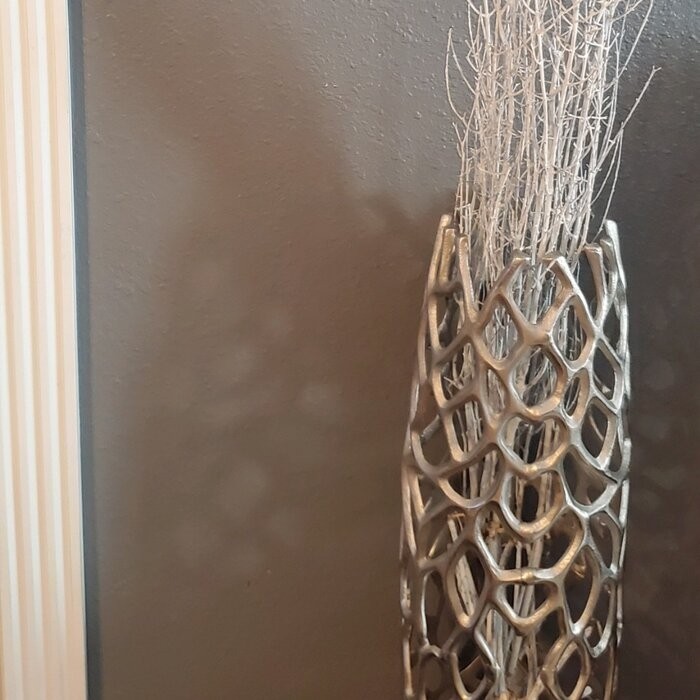 Babylon Metal Floor Vase