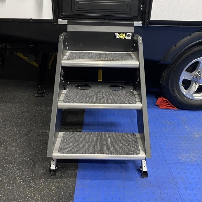 Beaudoin Utility Peel and Stick Stair Tread