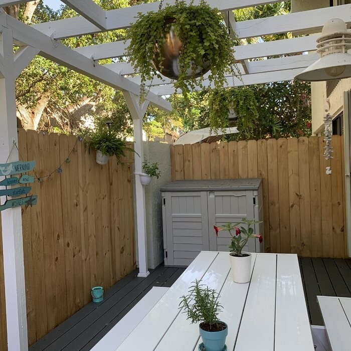 Benally 2 - Piece Iron Hanging Planter Set