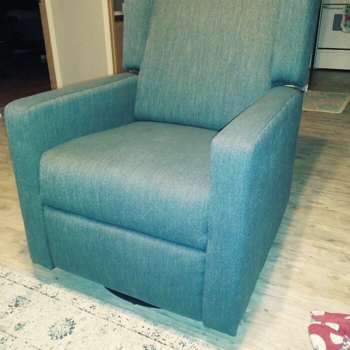 Bines 28.5'' Wide Manual Swivel Club Recliner
