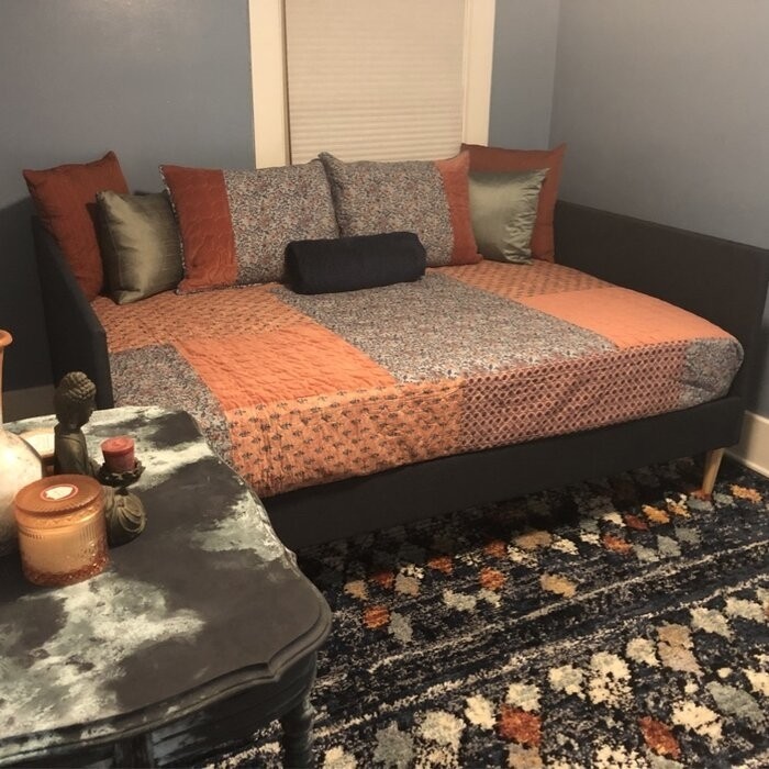 Chadlee Daybed
