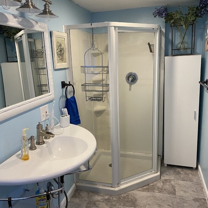 Cincinnati 59" Kitchen Pantry