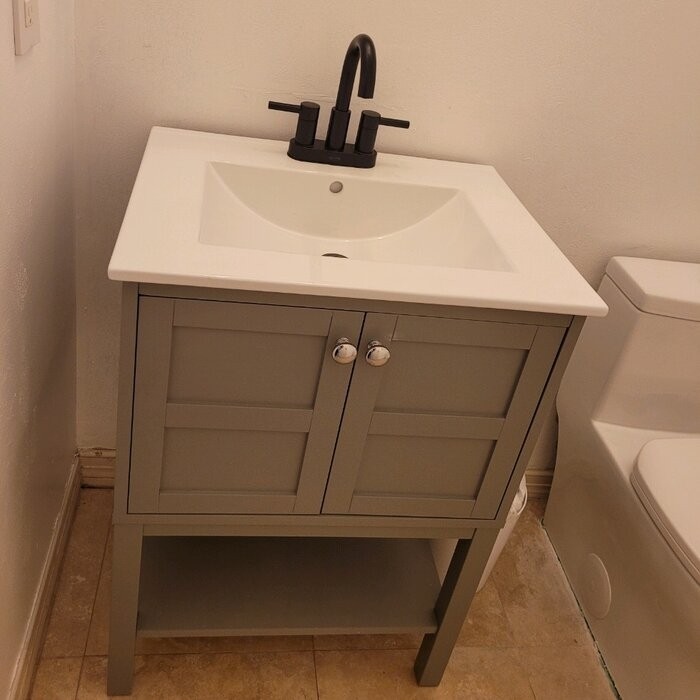 Clinchport 24" Single Bathroom Vanity Set