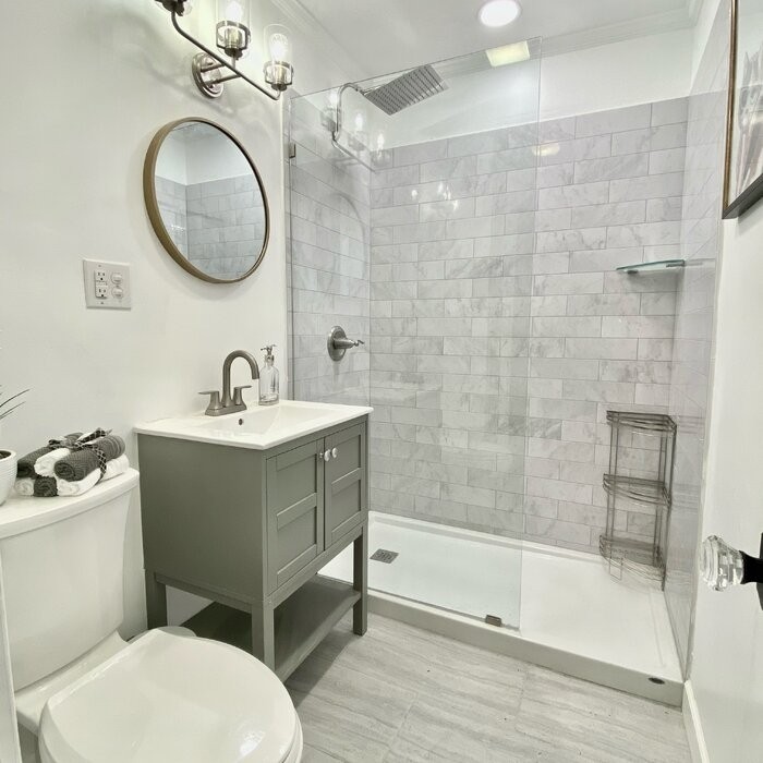 Clinchport 24" Single Bathroom Vanity Set