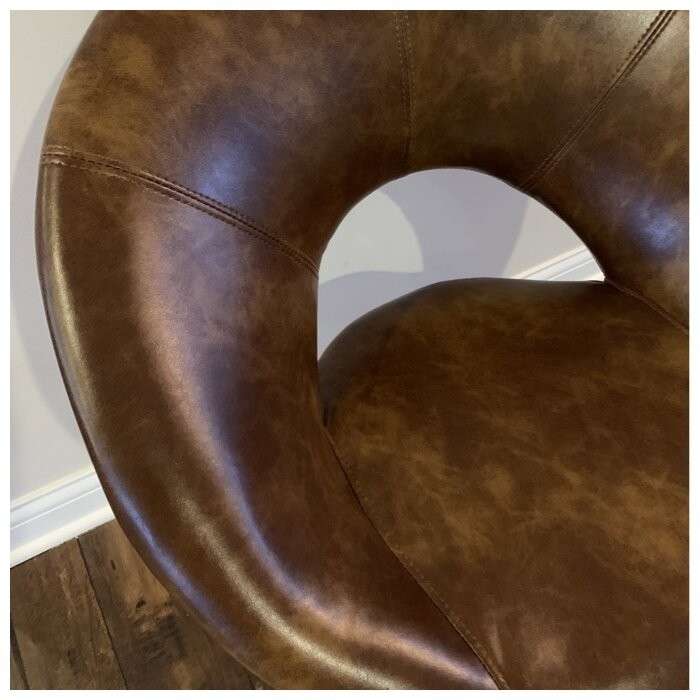 Coomer 26.75'' Wide Barrel Chair
