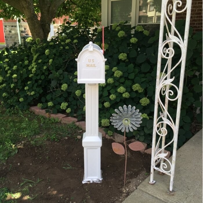 Craftsman Post Mounted Mailbox