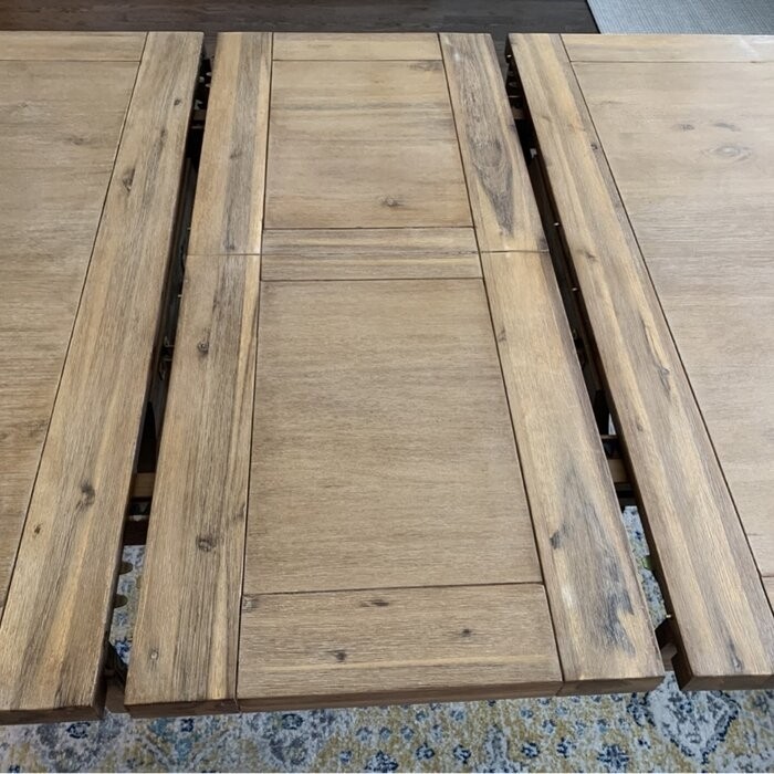 Cumbria Butterfly Leaf Dining Table