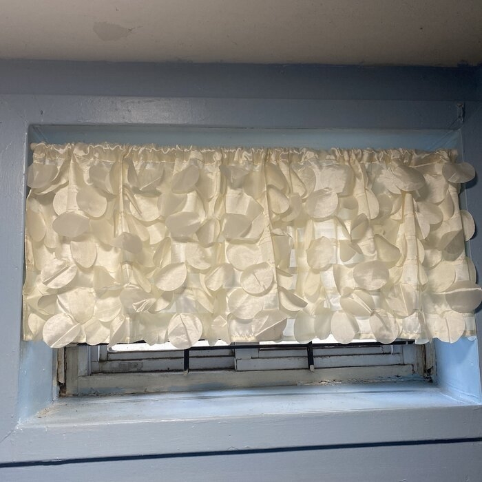 Dure Solid Color Scalloped 70'' Window Valance