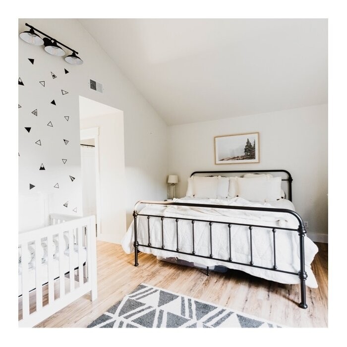 Eberhart Low Profile Standard Bed