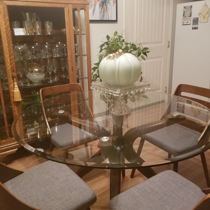 Elderton 48'' Pedestal Dining Table