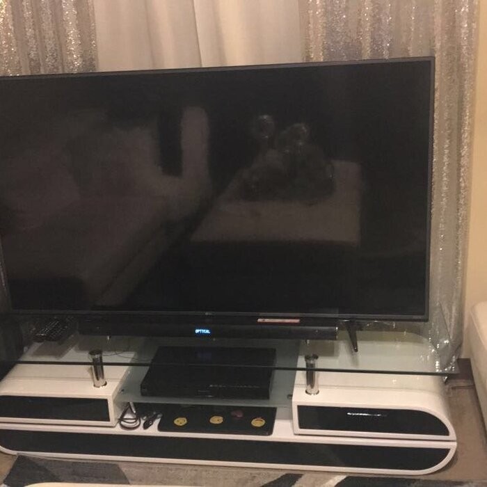 Ezren TV Stand for TVs up to 70