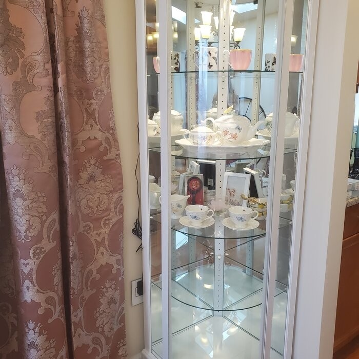 Galghard 32'' Wide Solid Wood Mirrored Back Curio Cabinet with Lighting