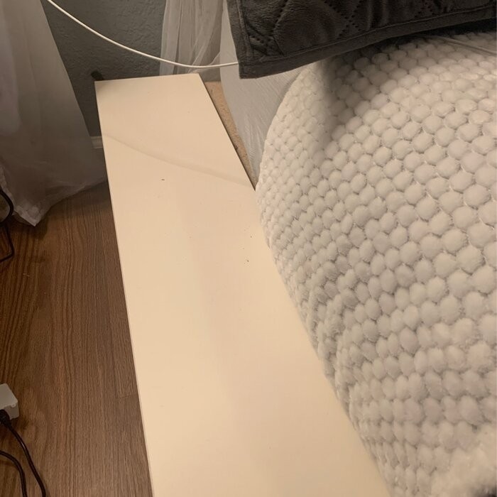 Galnares Low Profile Bed