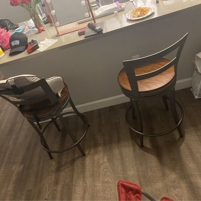 Giana Swivel 24" Counter Stool