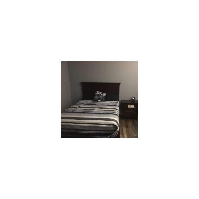 Gladwin Blue/White Microfiber Reversible Modern & Contemporary Quilt Set