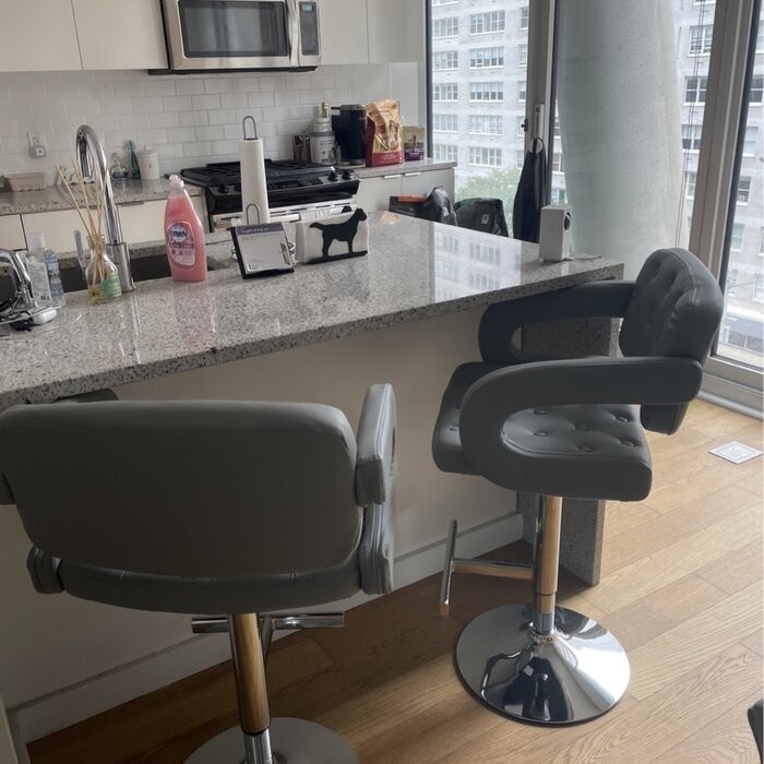 Glamis Swivel Adjustable Height Bar Stool