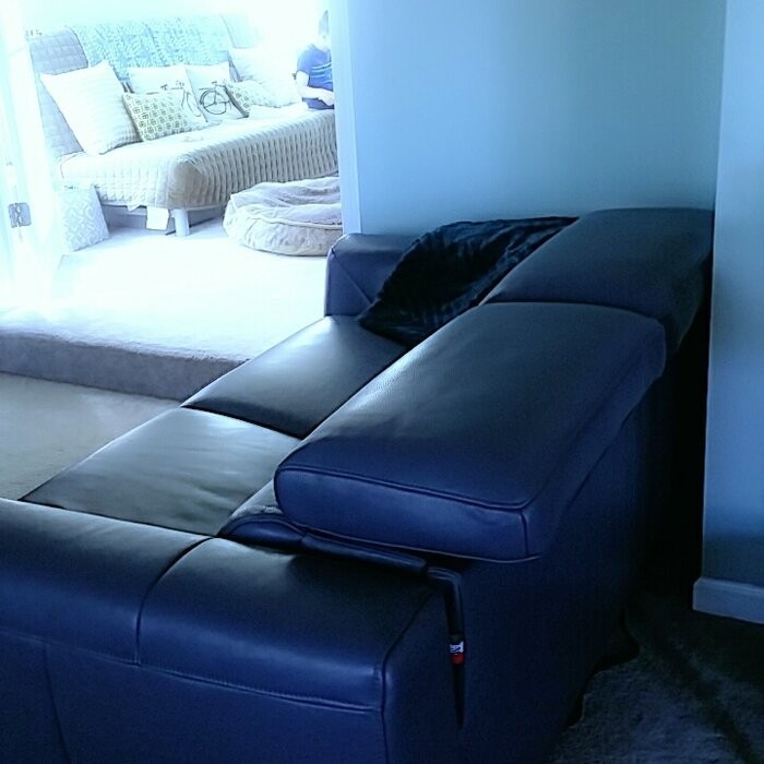 Gonsalez 70'' Square Arm Reclining Loveseat