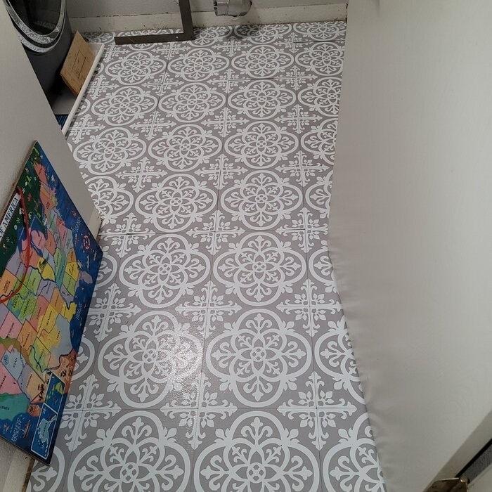 Gothic 12" x 12" x 1.5mm Vinyl Tile